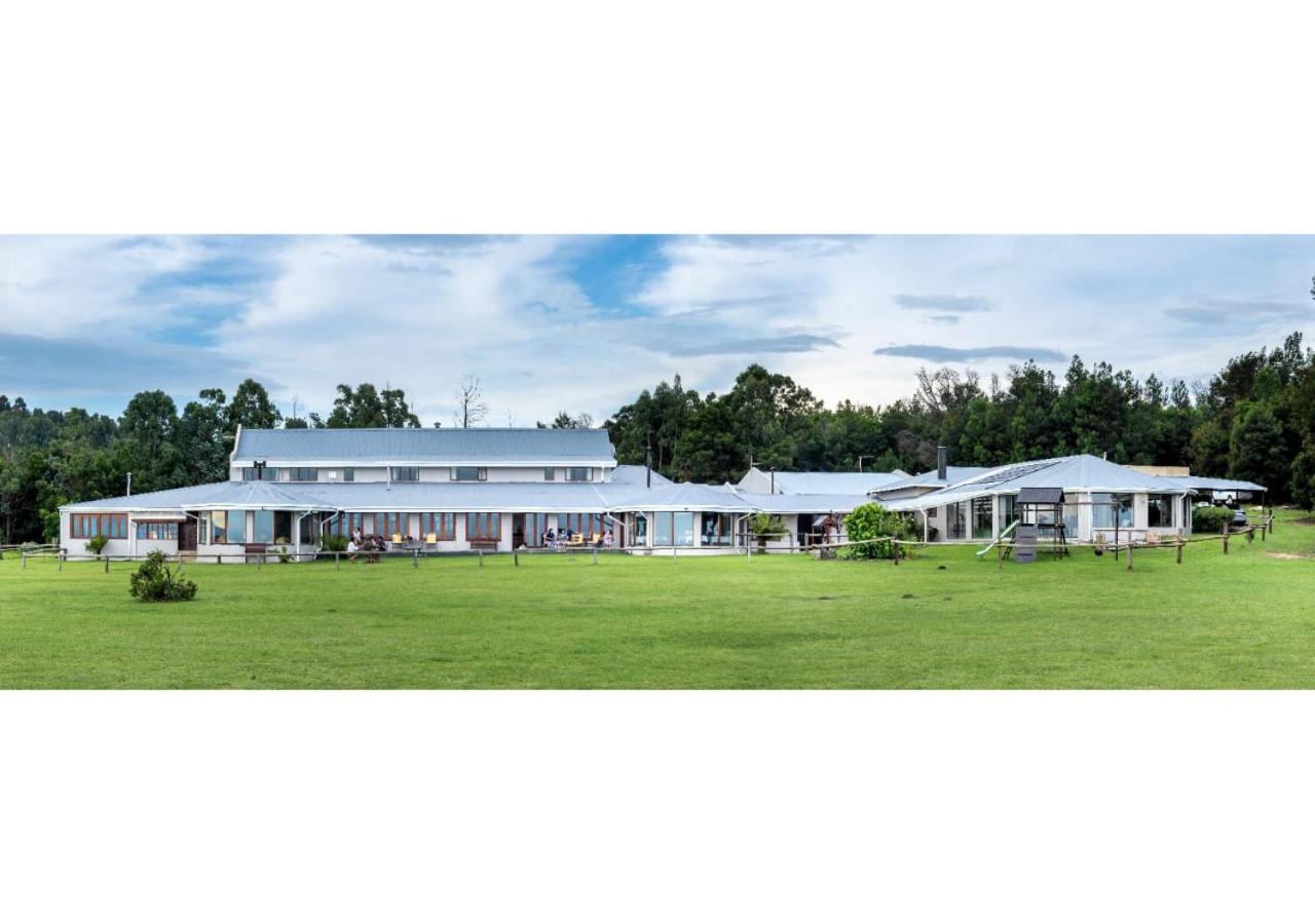 バーグビル Drakensberg Mountain Retreatゲストハウス エクステリア 写真