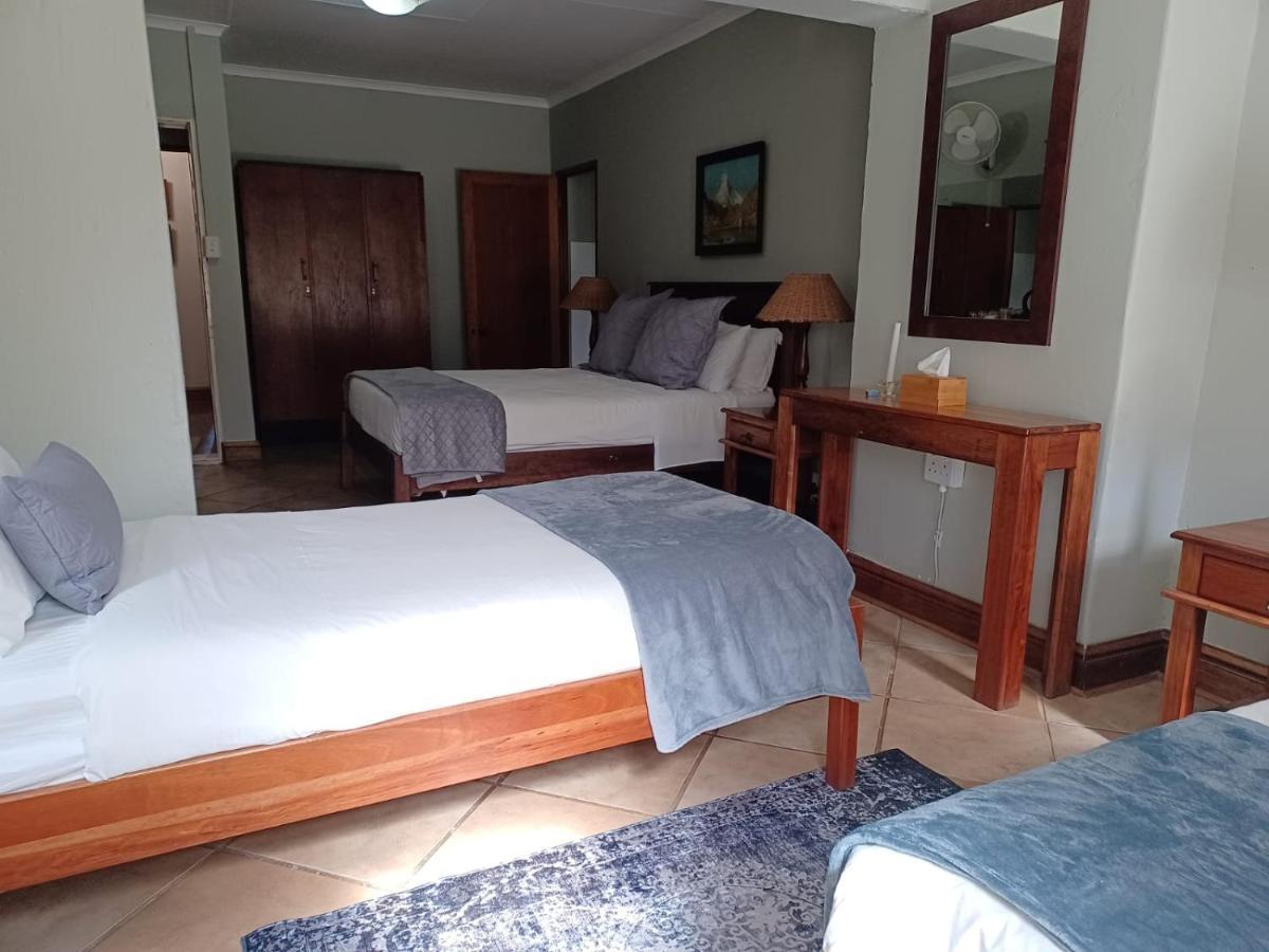 バーグビル Drakensberg Mountain Retreatゲストハウス エクステリア 写真