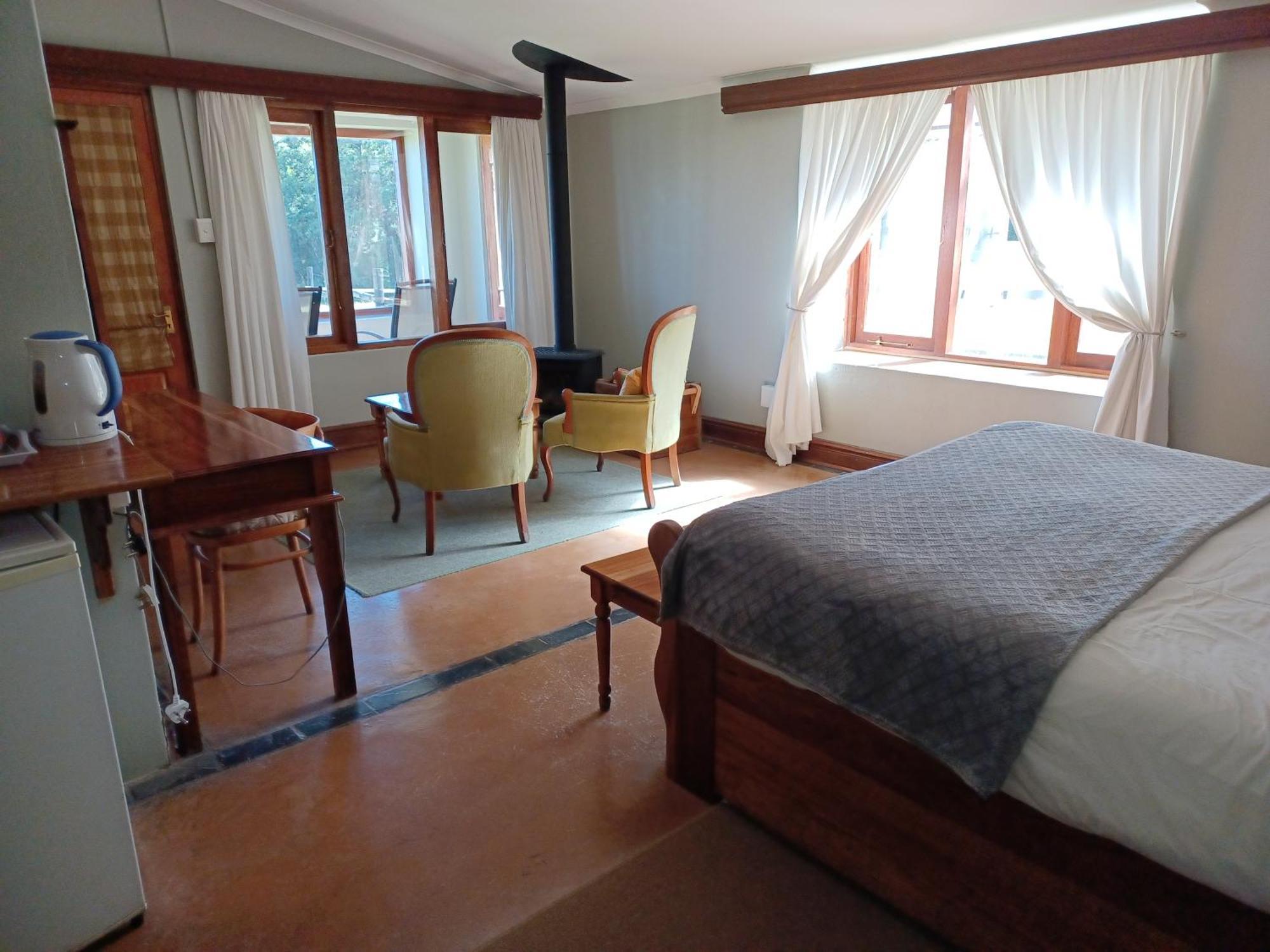 バーグビル Drakensberg Mountain Retreatゲストハウス エクステリア 写真