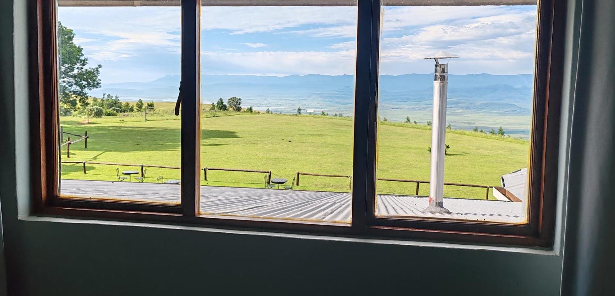 バーグビル Drakensberg Mountain Retreatゲストハウス エクステリア 写真