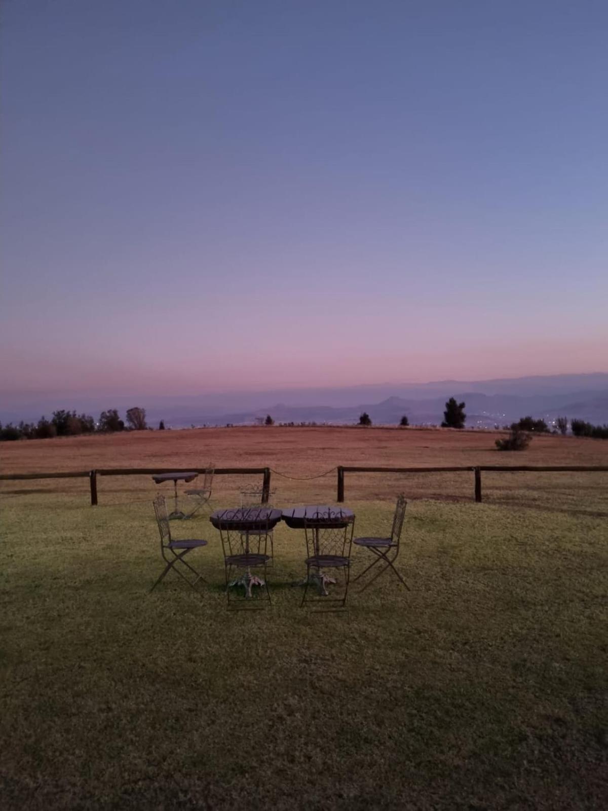 バーグビル Drakensberg Mountain Retreatゲストハウス エクステリア 写真