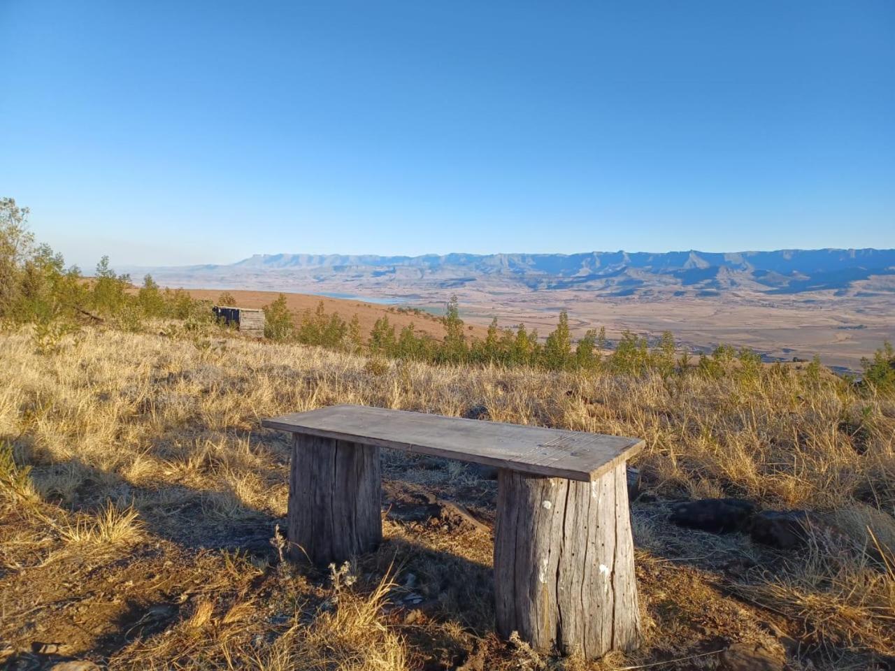 バーグビル Drakensberg Mountain Retreatゲストハウス エクステリア 写真