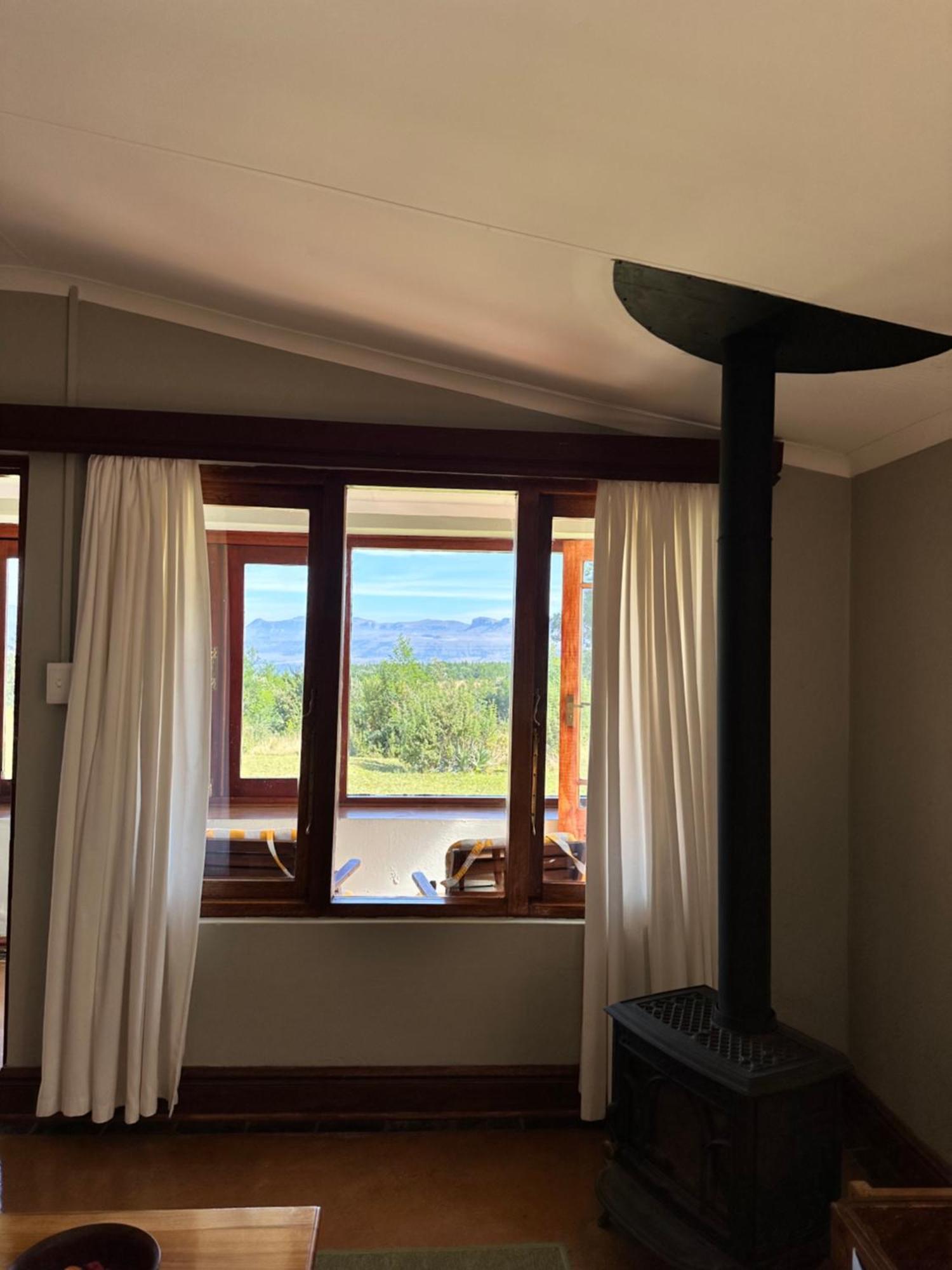 バーグビル Drakensberg Mountain Retreatゲストハウス エクステリア 写真